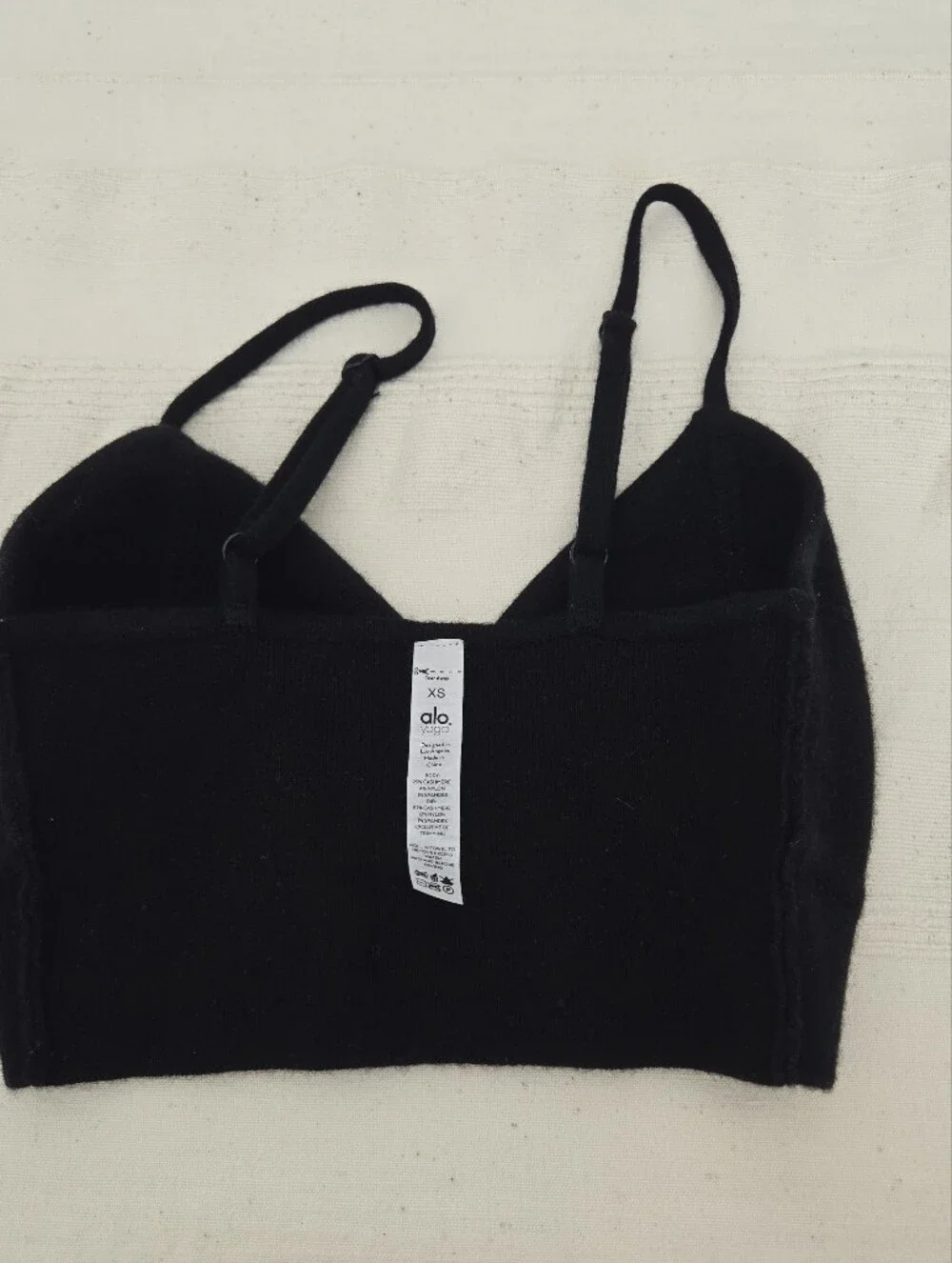 Alo Yoga Cashmere Jet Set Bra in Black XS  Quite Luxury Athlesure Bralette